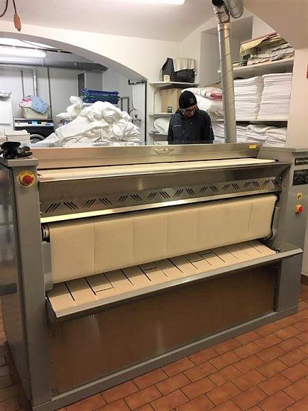 Bügelmaschine bei Hotel Scherer 